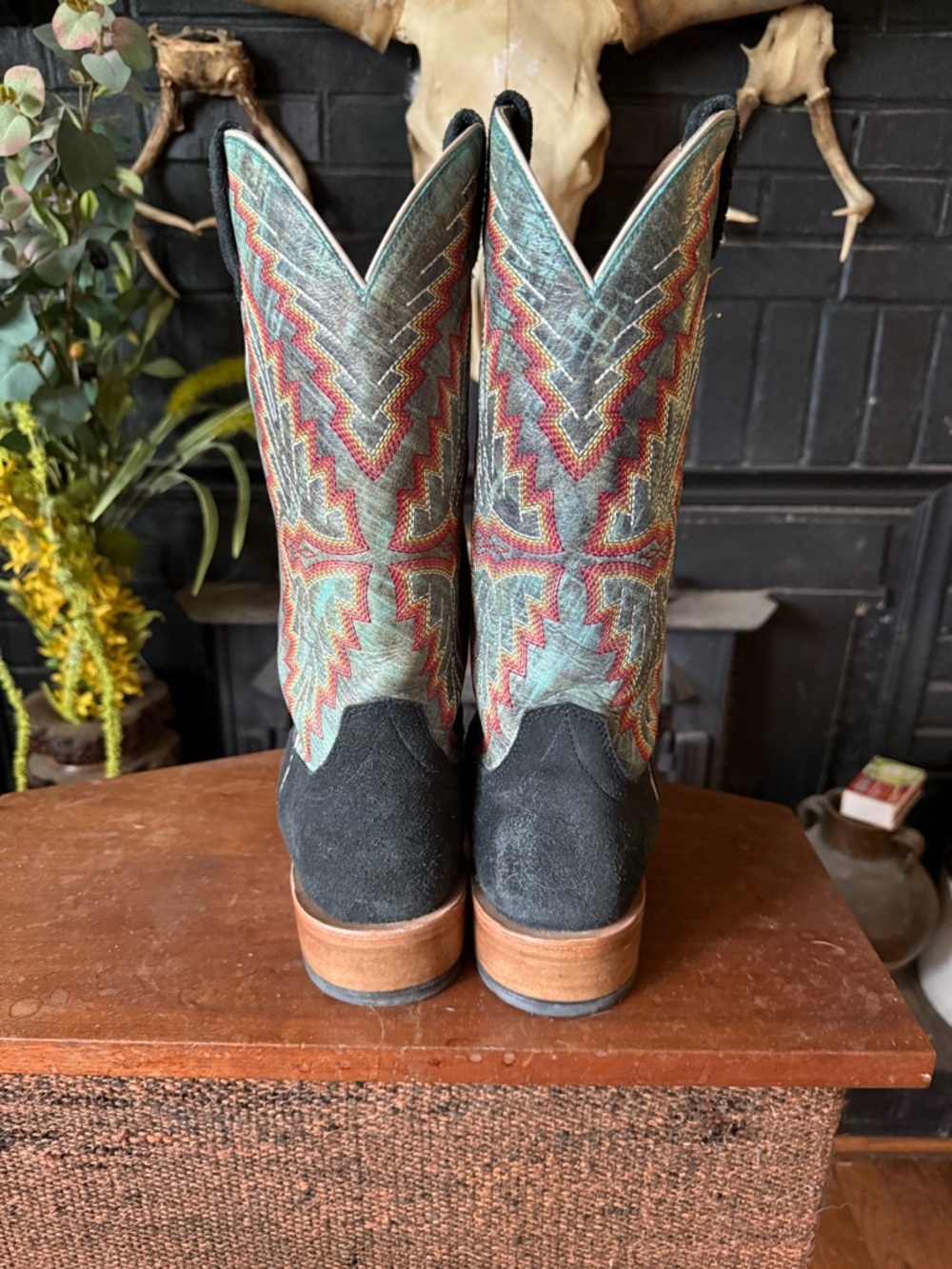 Ariat Futurity Black Suede Boots - Picture 4 of 6